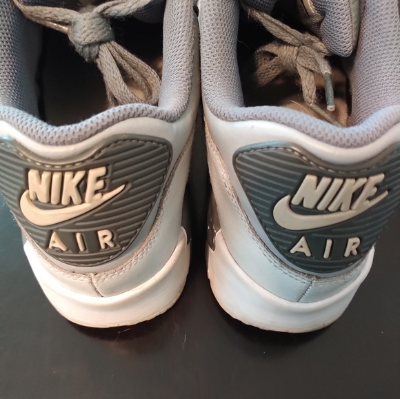 Nike Air Max 90 Shoe Sneakers Ltr Cool Grey/Wolf Grey 833412-013 Size 6.5 W 8 - Picture 6 of 8